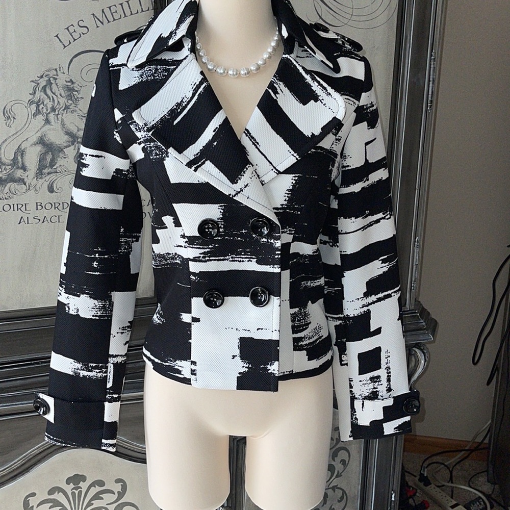 Tesoro Moda Black and white jacket NWT